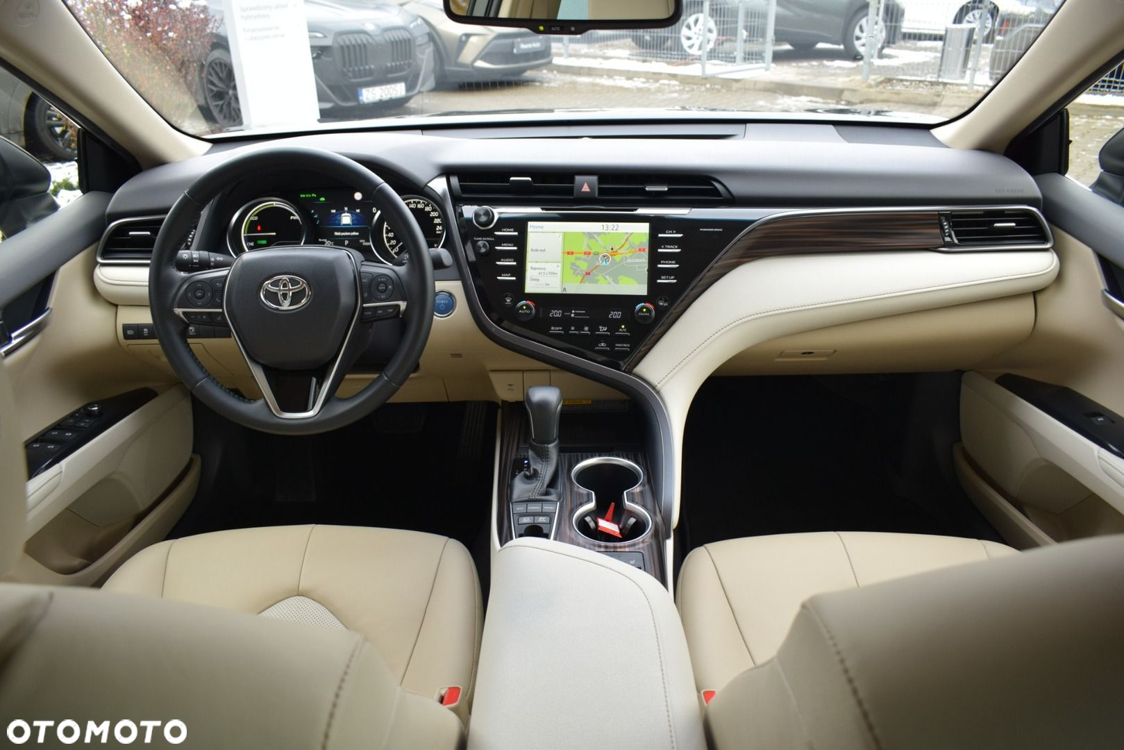 Toyota Camry - 7