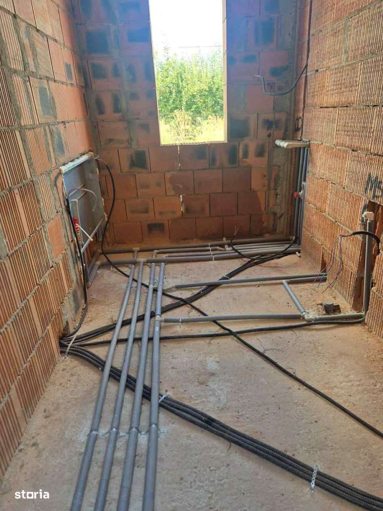 Casă Nouă P+Pod, 400mp Teren -si spatioasa | Drumul Targului, Domnești - Imagine principală: 5/10