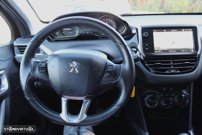 Peugeot 2008 1.6 BlueHDi Style - 6