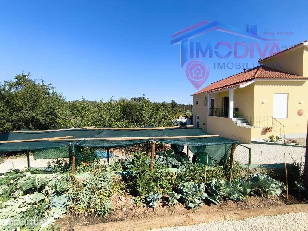 Moradia T3 recentemente renovada, com jardim em Graça, Pedrogão Grande-51