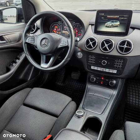 Mercedes-Benz Klasa B 180 (CDI) d 7G-DCT Style - 13