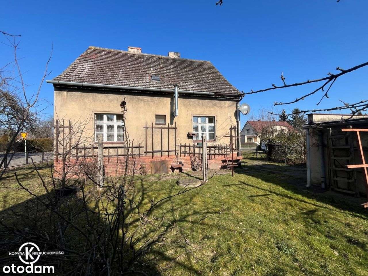 Na sprzedaż mieszkanie na parterze+garaż+ogród-6