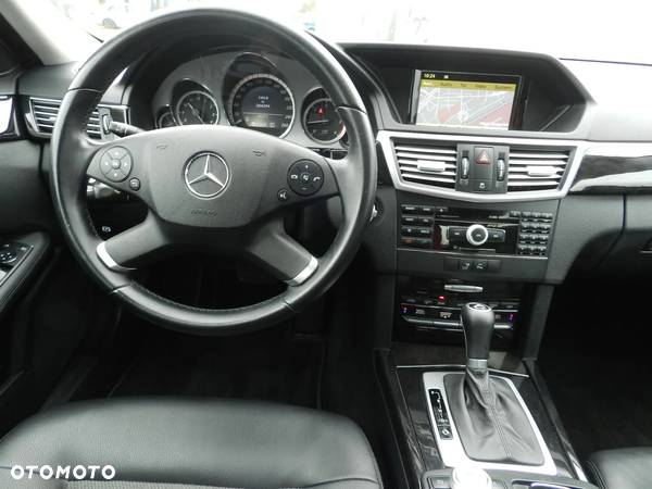 Mercedes-Benz Klasa E 200 BlueTEC 7G-TRONIC Avantgarde - 34