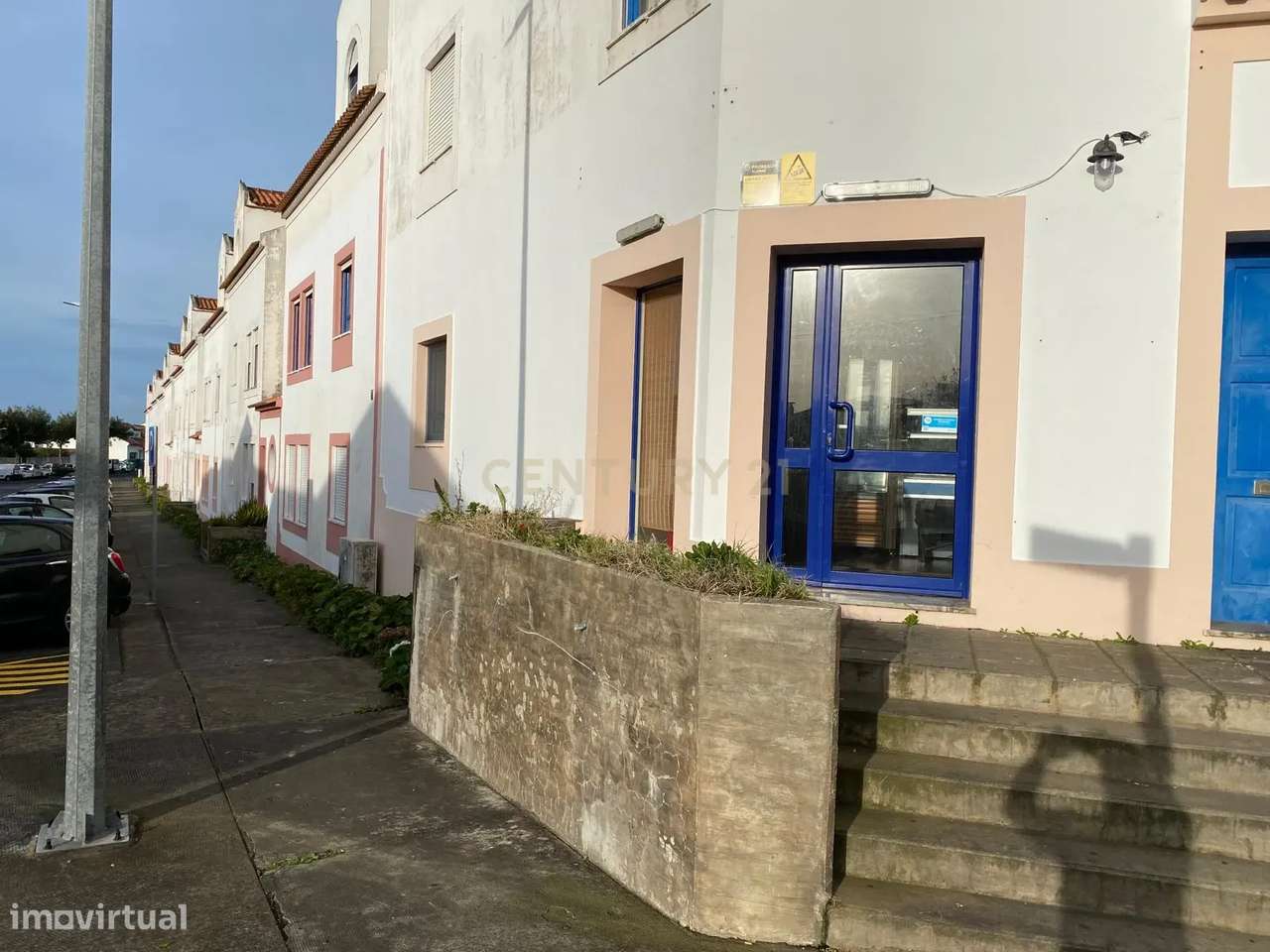 Espaço Comercial / Habitação - Grande imagem: 2/12