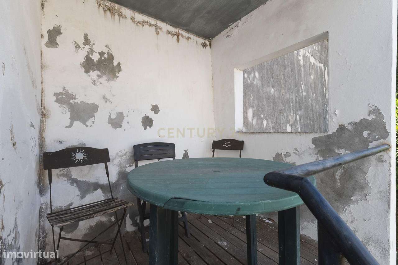 T4 Renovado no Coração da Quebra Costas – Coimbra-37