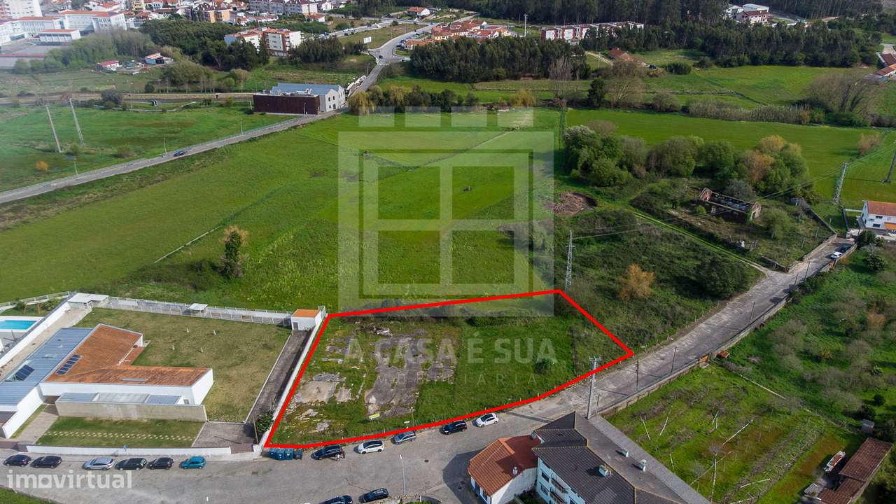 Terreno para construção em pleno centro de Ovar - Grande imagem: 1/13