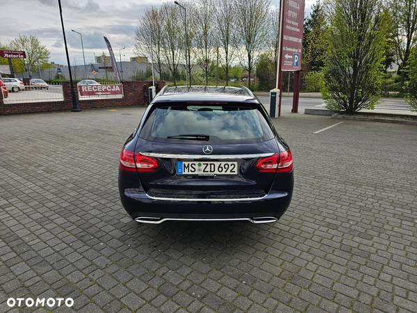 Mercedes-Benz Klasa C 220 CDI BlueEff Elegance - 14