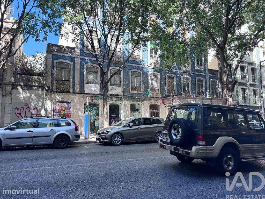 Prédio T7 em Arroios de 1361,00 m2 - Grande imagem: 3/28