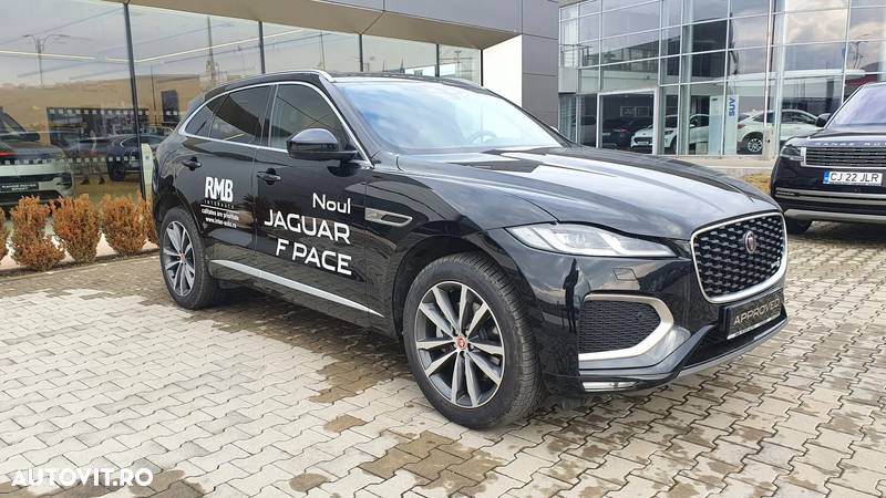 Jaguar F-Pace P250 AWD R-Dynamic SE - 3