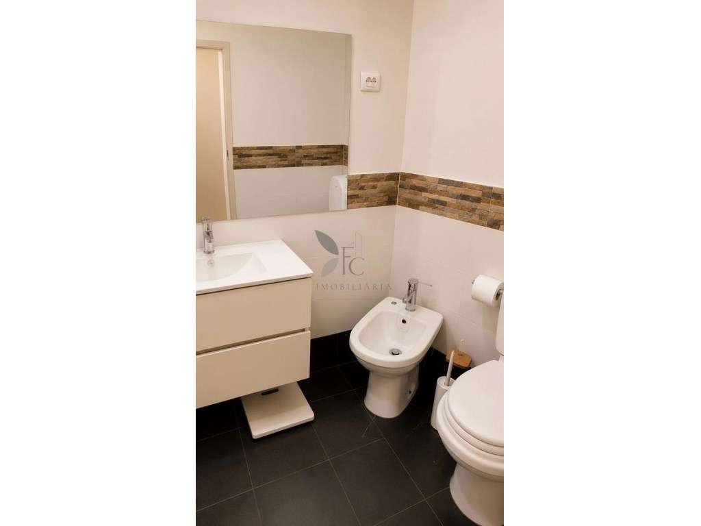 T2 Espaçoso e Luminoso em Santa Marta do Pinhal | 298.000€-8
