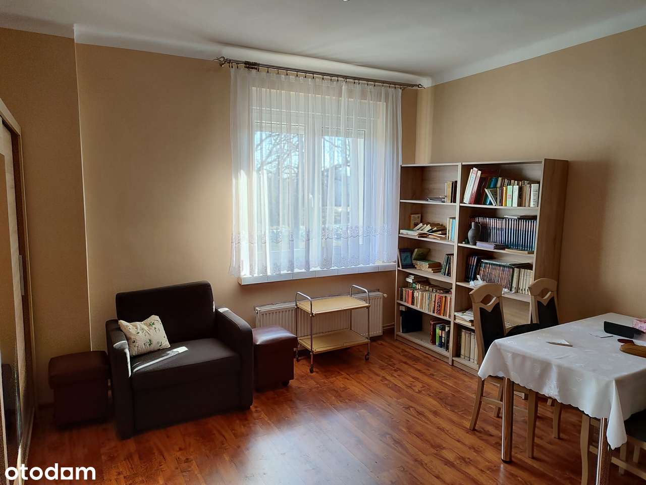 Przestronna kawalerka-6