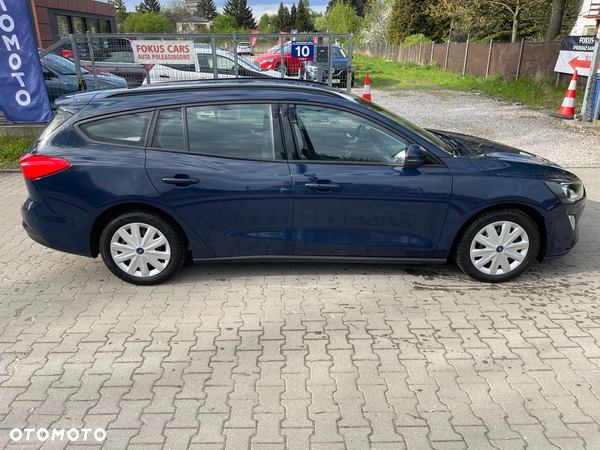 Ford Focus 1.0 EcoBoost Active Business - 11