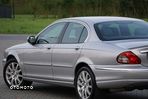 Jaguar X-Type 2.0 D Executive - 17