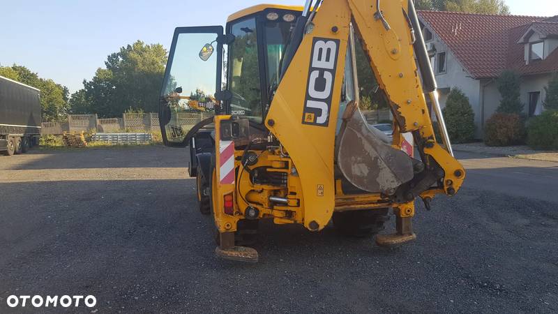 JCB 3CX - 10