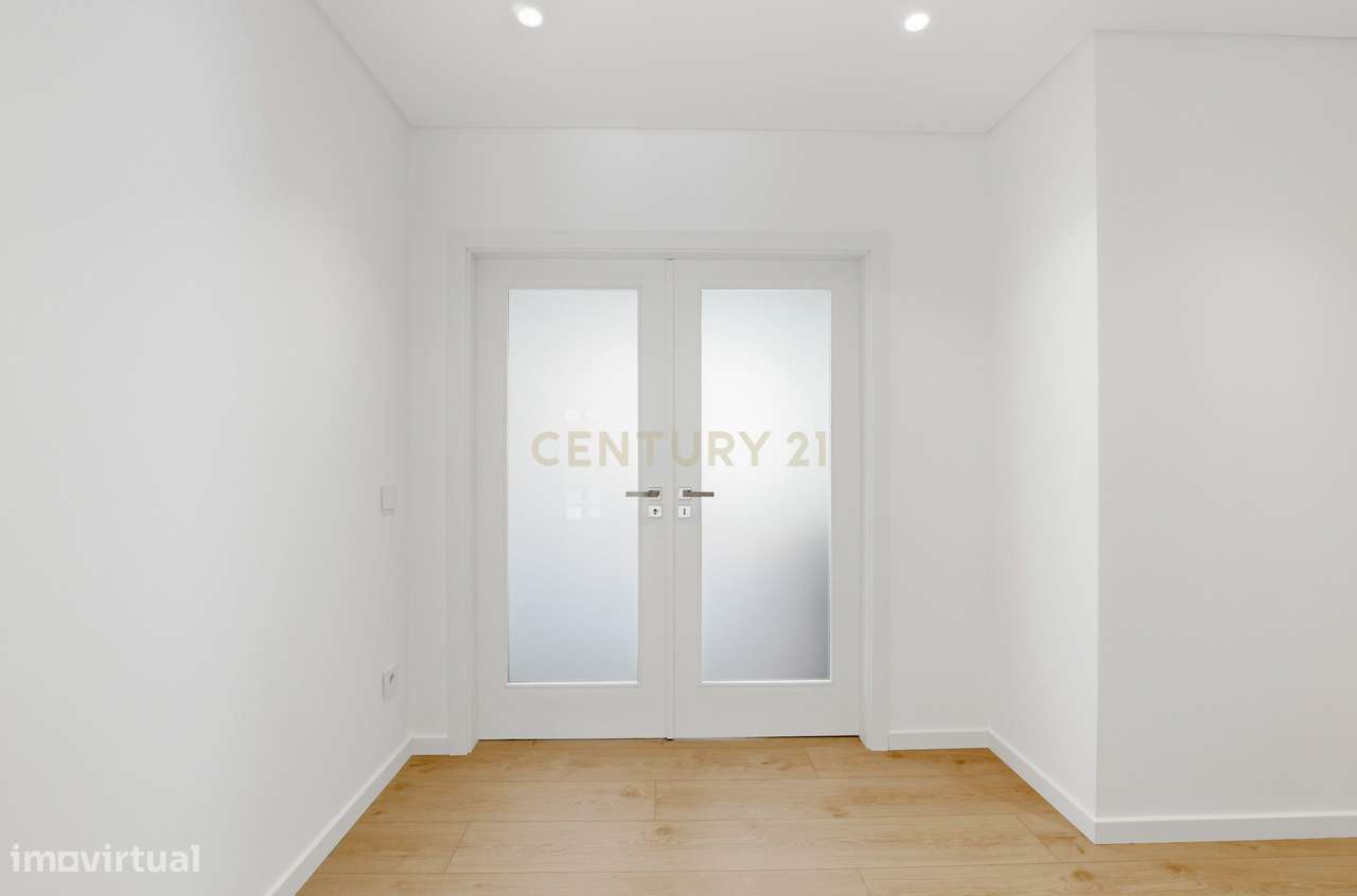 Apartamento T3 Novo com Terraço de 61m² | Parede (2 min da praia)-33
