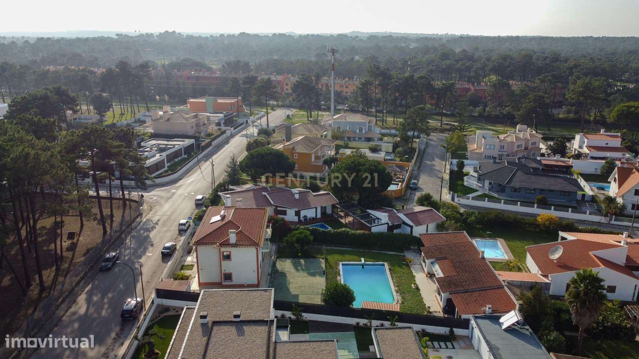 O Refúgio Perfeito no Pinhal da Verdizela – Um Ícone de Luxo, Sofistic-46