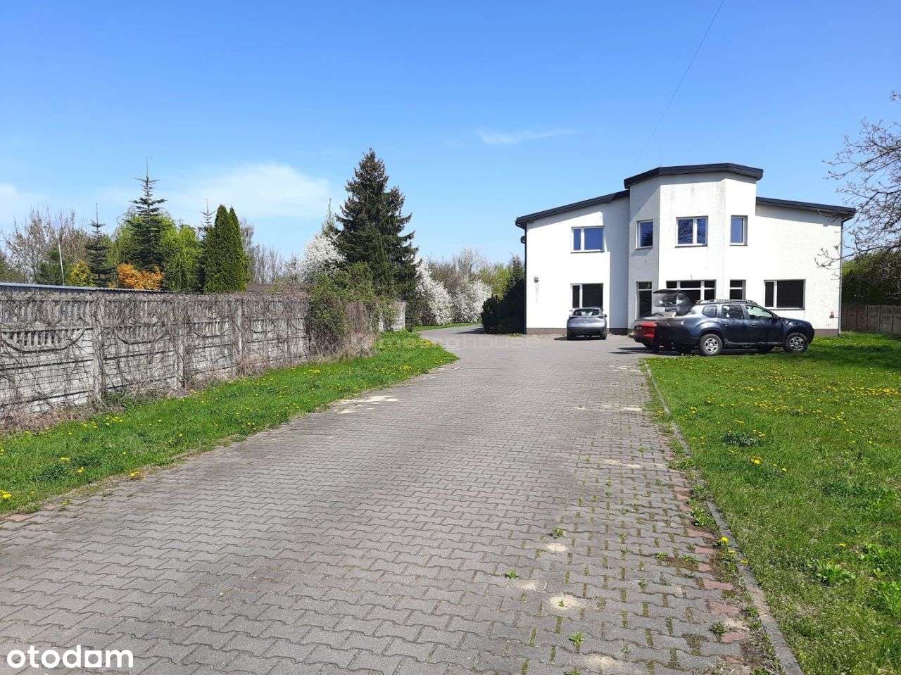 Obiekt przemysłowo-usługowy w Słomczynie, przy drodze wojewódzkiej 724-7