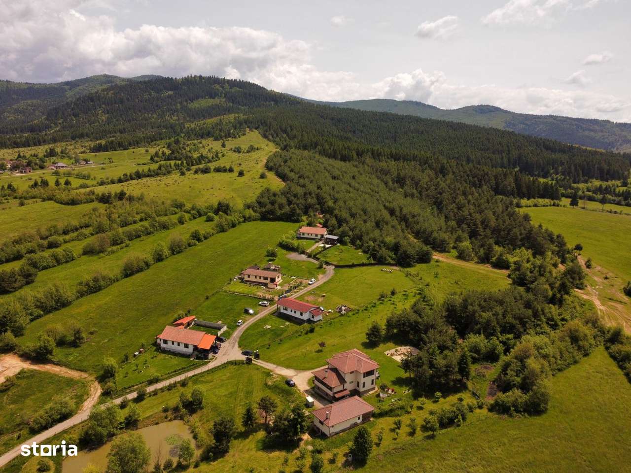 Teren intravilan zona residentiala noua Covasna, peisaj de poveste - Imagine principală: 5/8