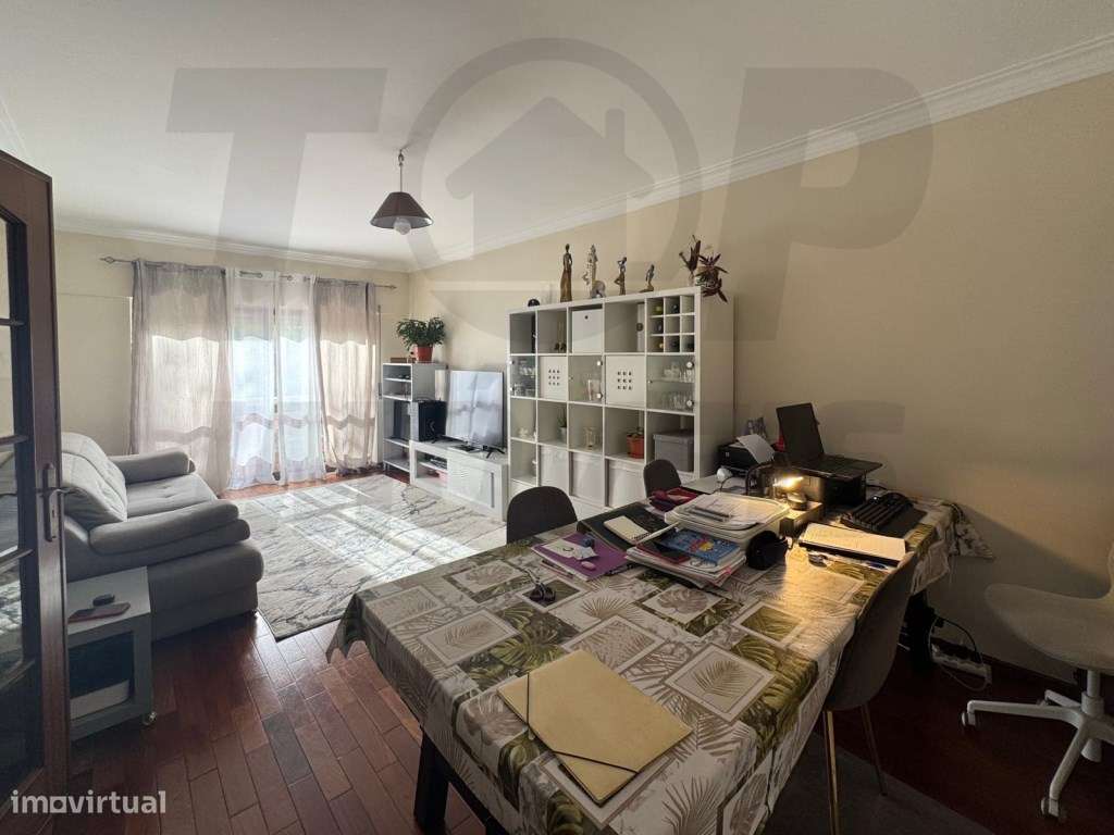 Apartamento T3 - Prior Velho - 375.000€-9
