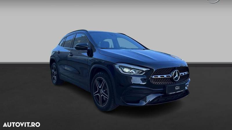 Mercedes-Benz GLA - 7