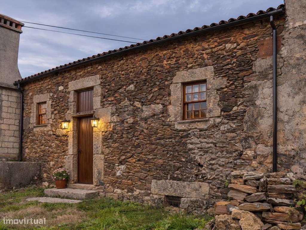 'Casa em Pedra para Recuperar | Perto de Sátão | Elevado Potencial' - Grande imagem: 2/21
