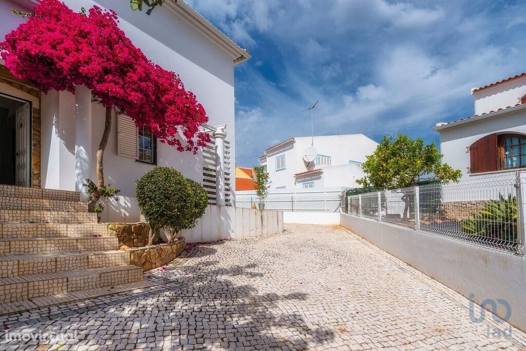 Casa tradicional T3 em Faro de 149,00 m2