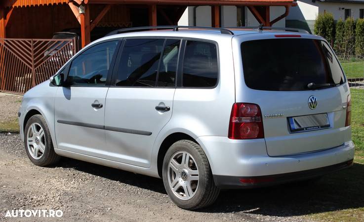 Volkswagen Touran 1.4 TSI Highline - 4