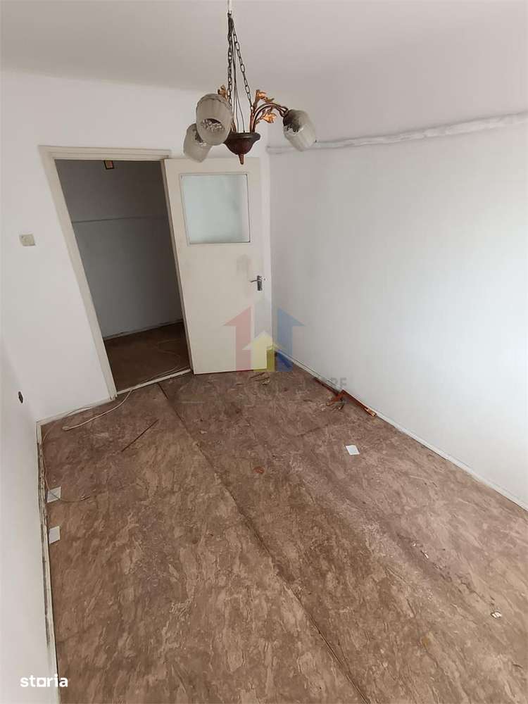 3 camere, confort 1 decomandat, 64 mp, Viziru 3-6