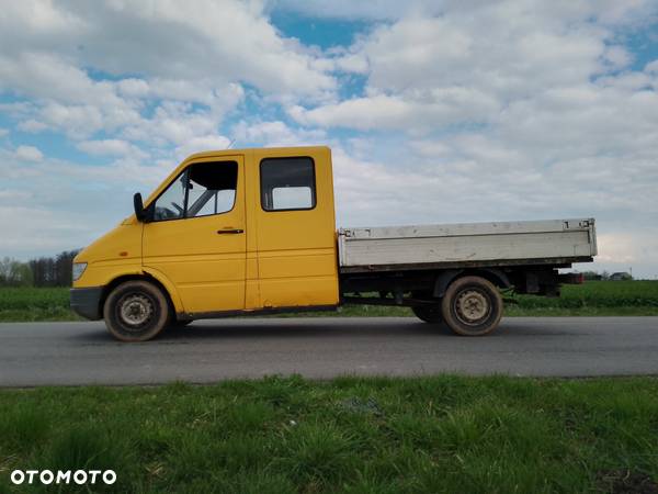 Mercedes-Benz SPRINTER 208D - 5