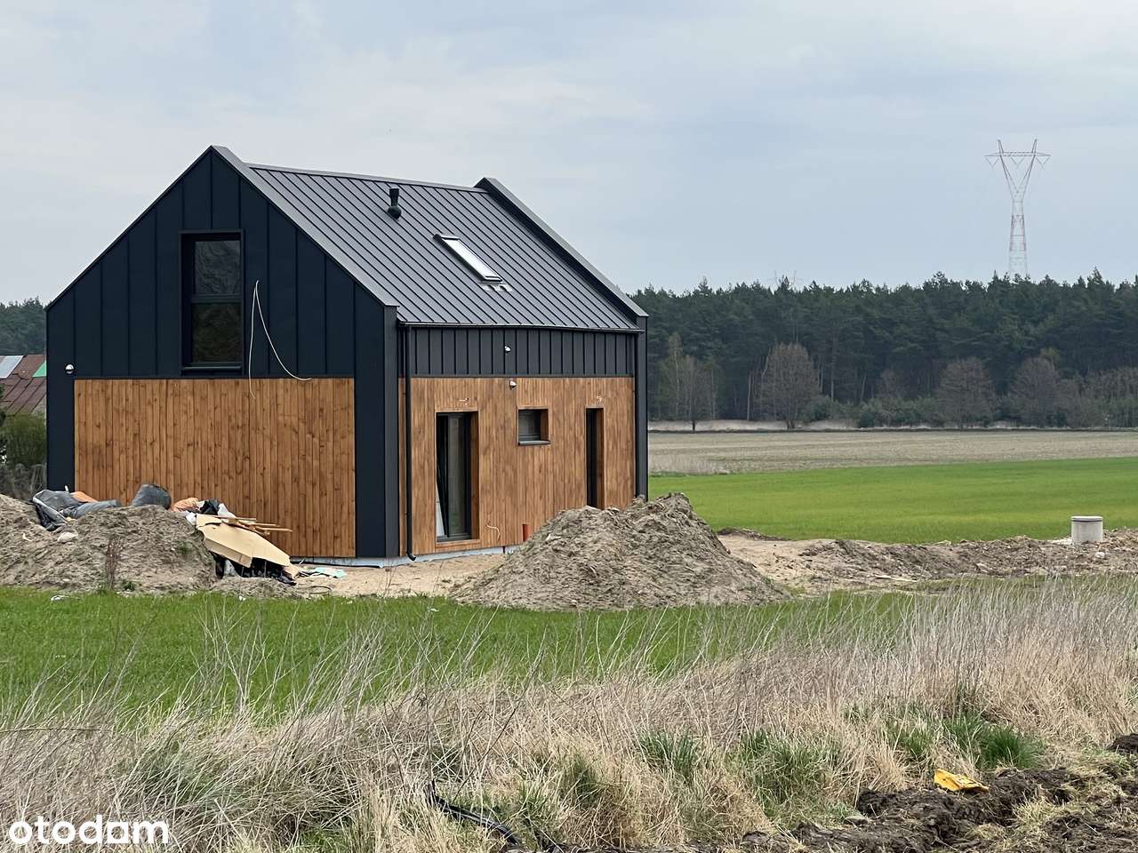 Przestronna działka budowlana - nowa lokalizacja.-3