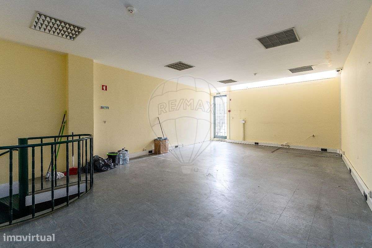 Loja  para arrendamento - Grande imagem: 3/24