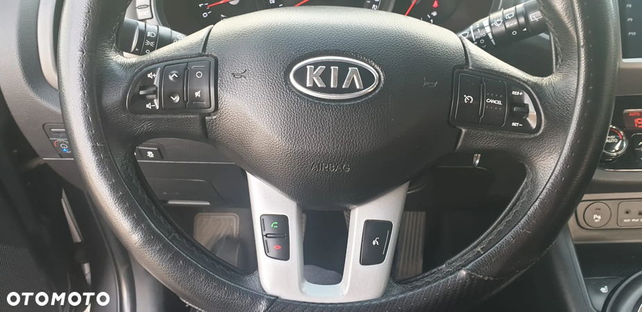 Kia Sportage 2.0 CVVT 4WD Vision - 13