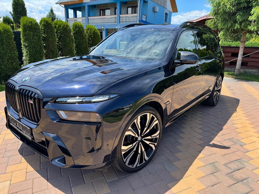 BMW X7 M60i xDrive 2023