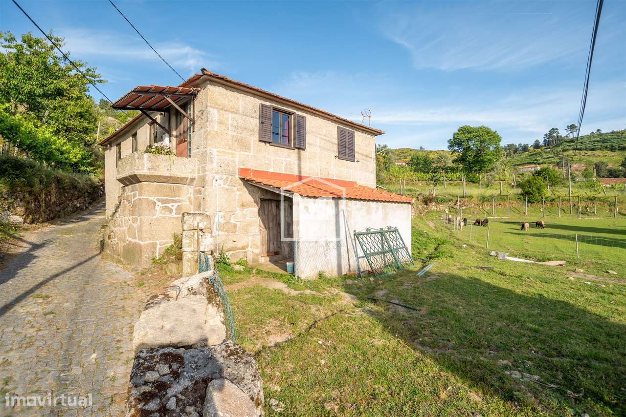 Moradia T3 Venda em Ferreiros de Tendais,Cinfães - Grande imagem: 2/21