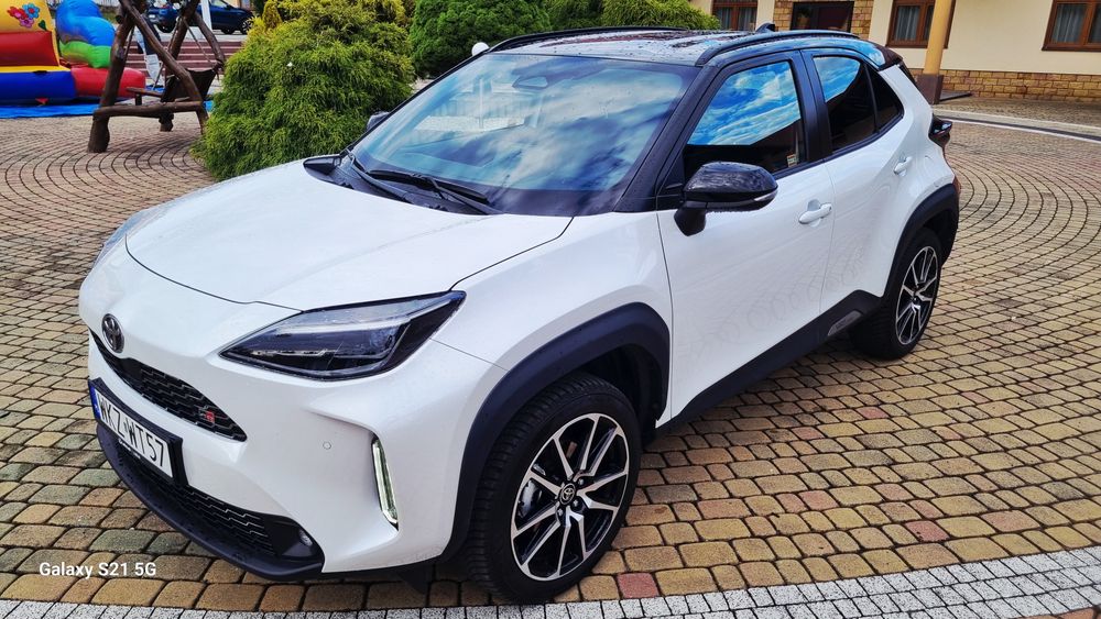 Toyota Yaris Cross Hybrid 1.5 GR Sport 2025