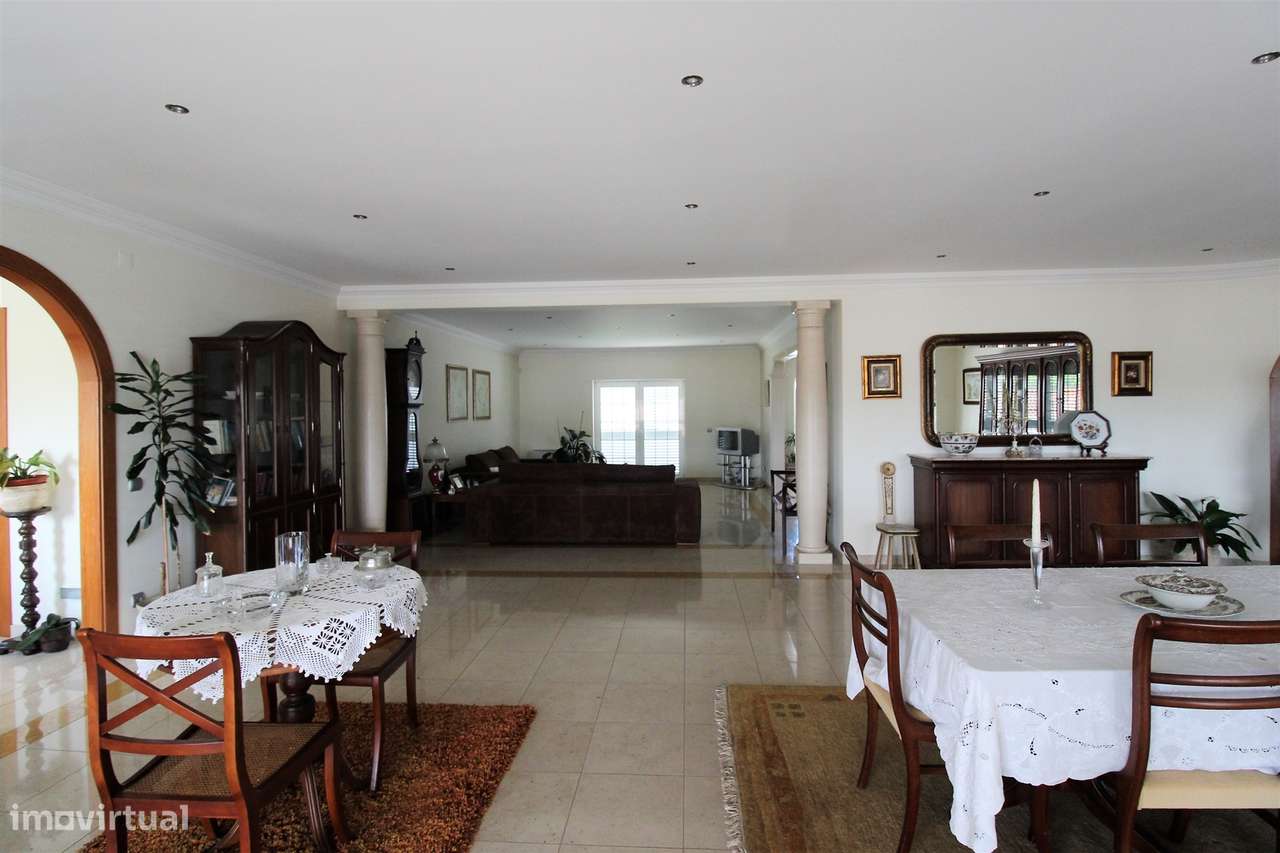 Moradia com 4 Quartos / Piscina / Regueira de Pontes / Leiria - Grande imagem: 4/50