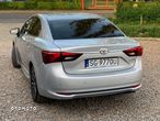 Toyota Avensis 1.8 Premium - 4