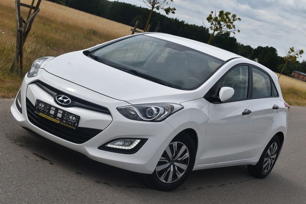 Hyundai i30 II (2012-2017) 1.4 Fifa World Cup Edition 2014