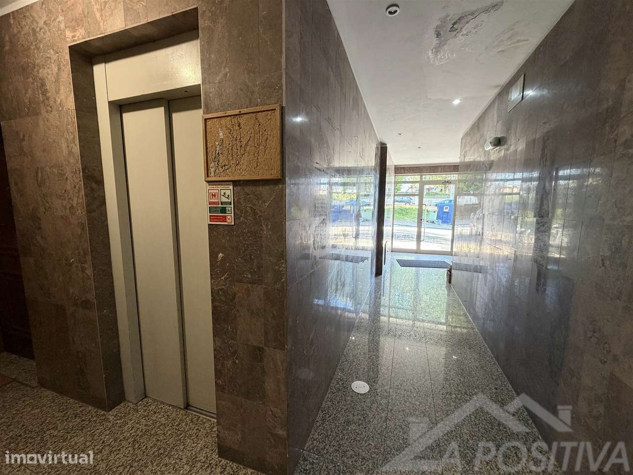 Apartamento T2 Venda em São João da Madeira,São João da Madeira-31
