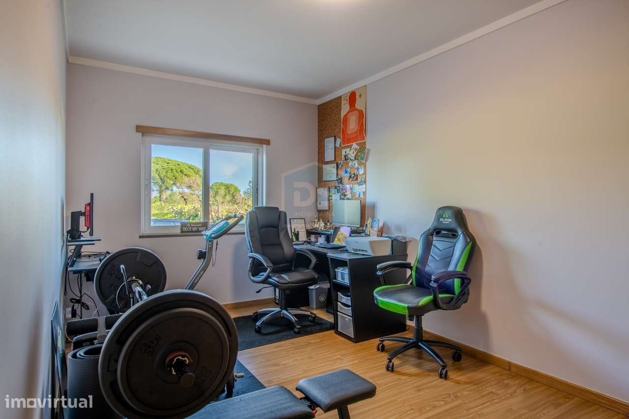 Apartamento T3 Venda em Quelfes,Olhão-15