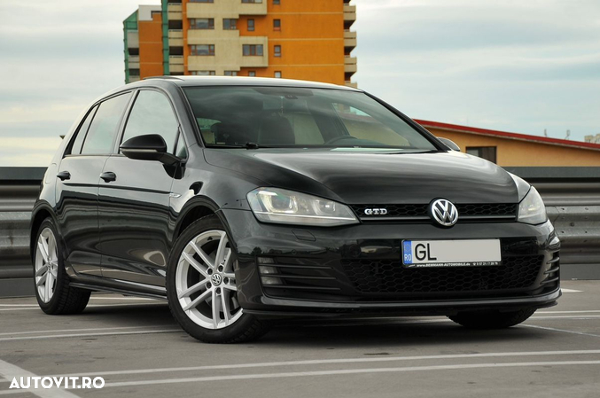 Volkswagen Golf GTD 2.0 TDI SCR DSG - 4