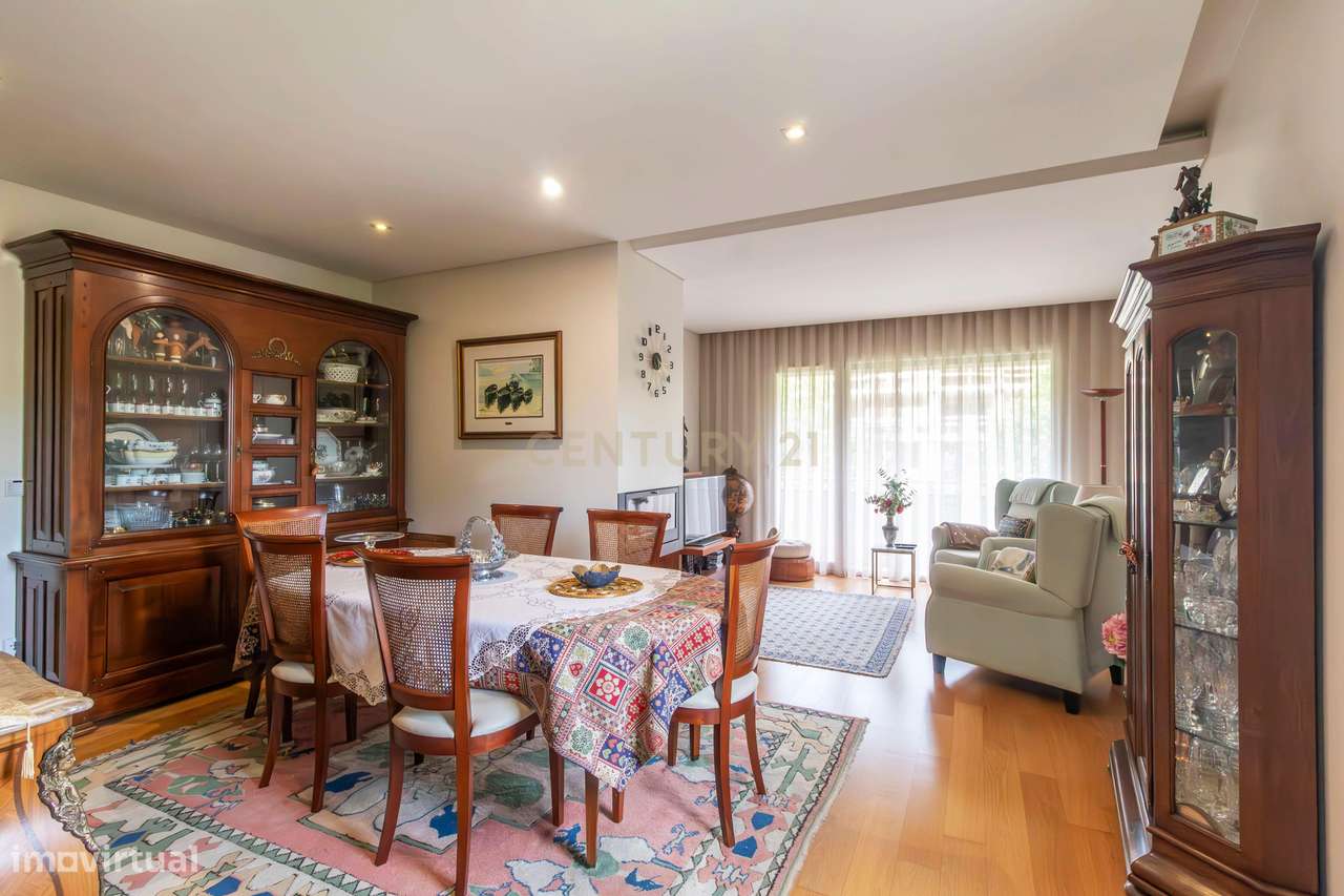 Apartamento T2 em Oliveira do Douro, Vila Nova de Gaia-7