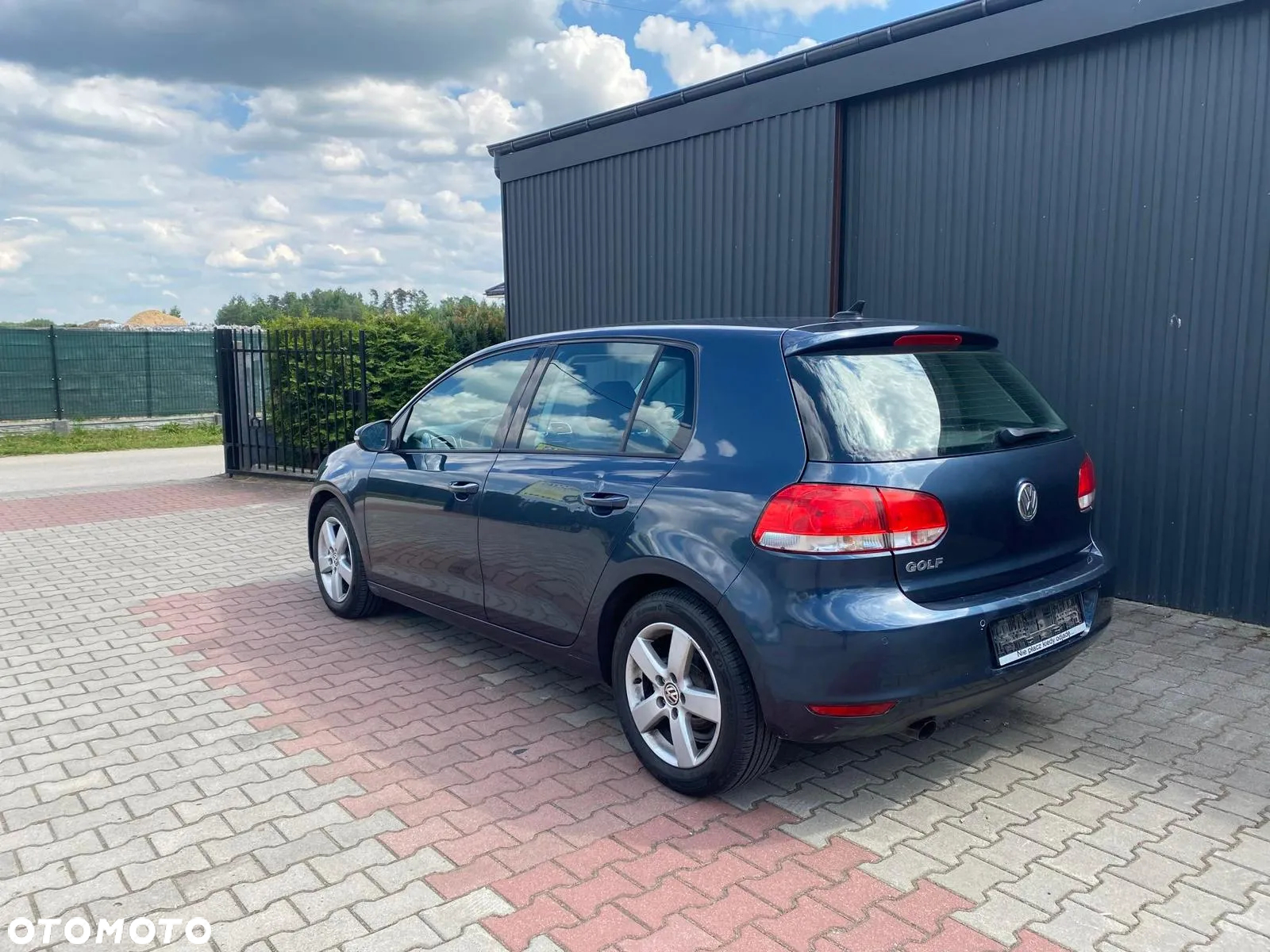 Volkswagen Golf VI 1.6 TDI Comfortline - 11