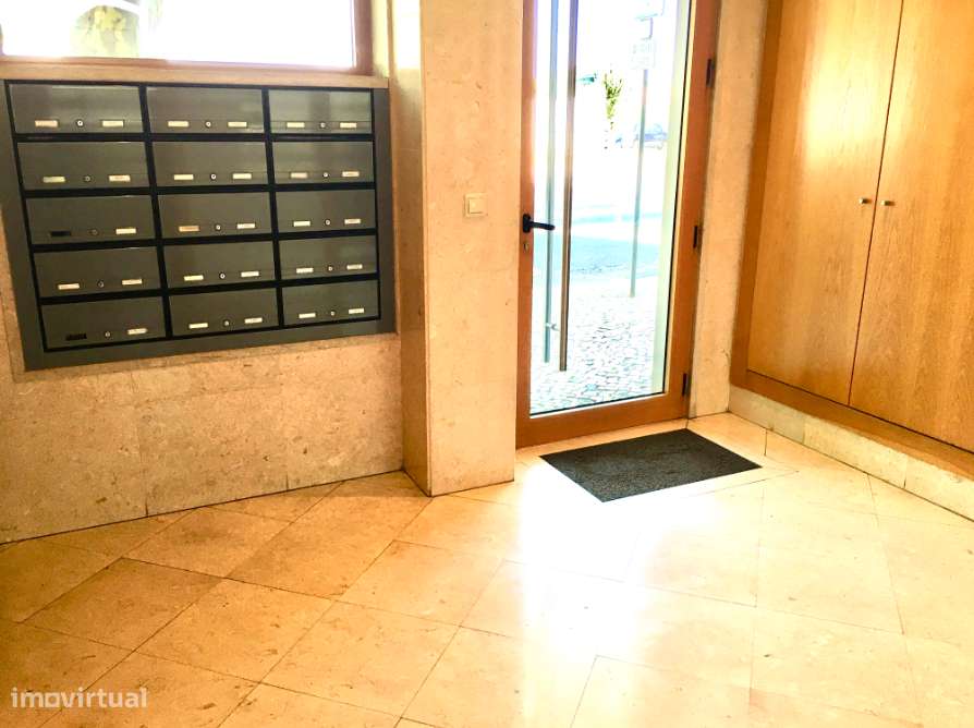 Excelente e grande T4 em Braga-8