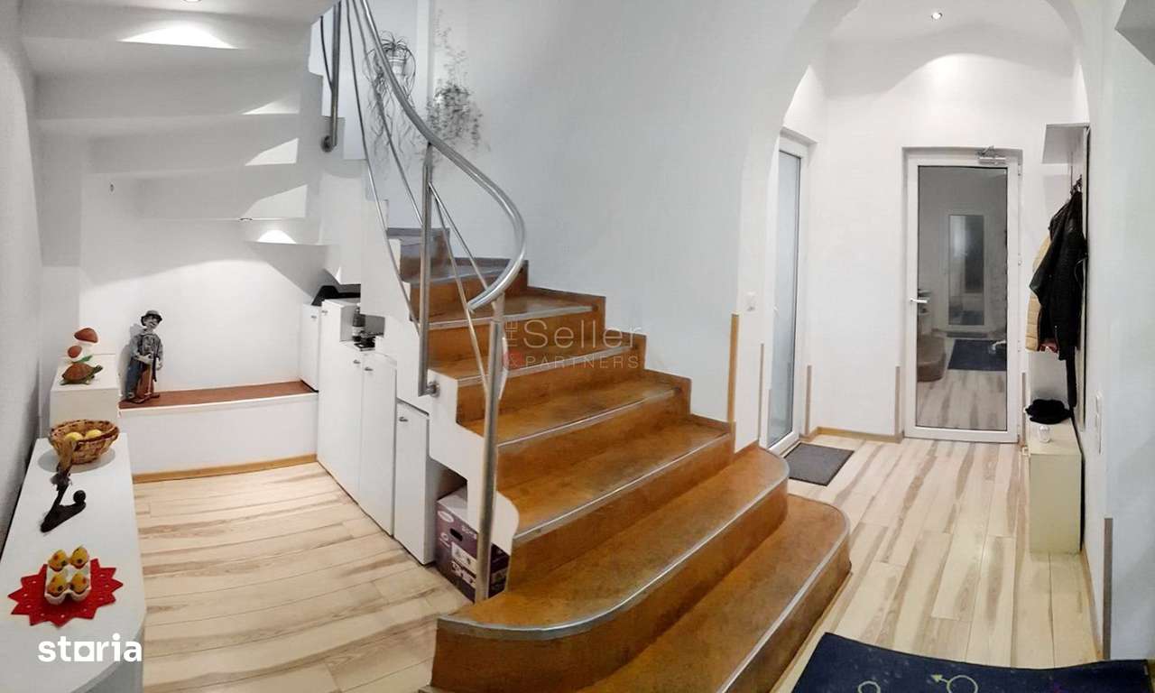 Arhitectura Deosebita - Imagine principală: 4/16