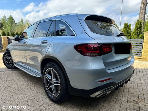 Mercedes-Benz GLC 300 d 4Matic 9G-TRONIC AMG Line Plus - 2