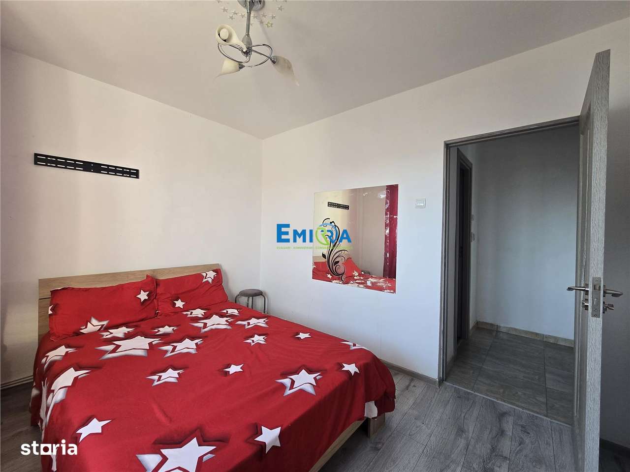 Apartament 3 camere de vanzare in Bacau zona Republicii-0