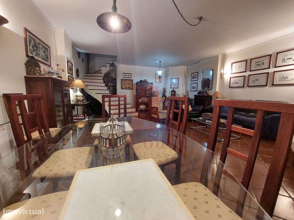 Apartamento T4+1 duplex em Caldas da Rainha-8