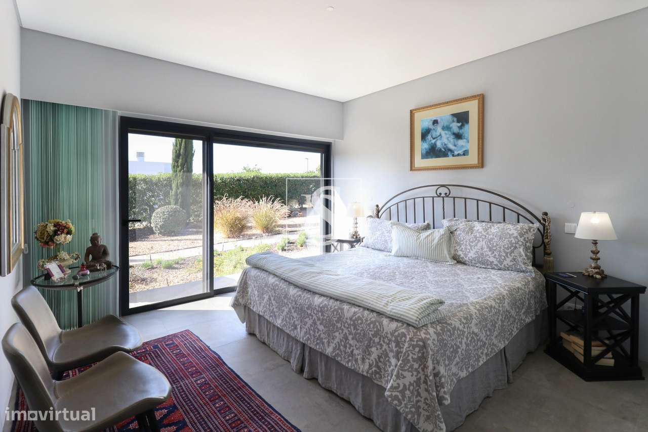 Fantástica moradia T3-27