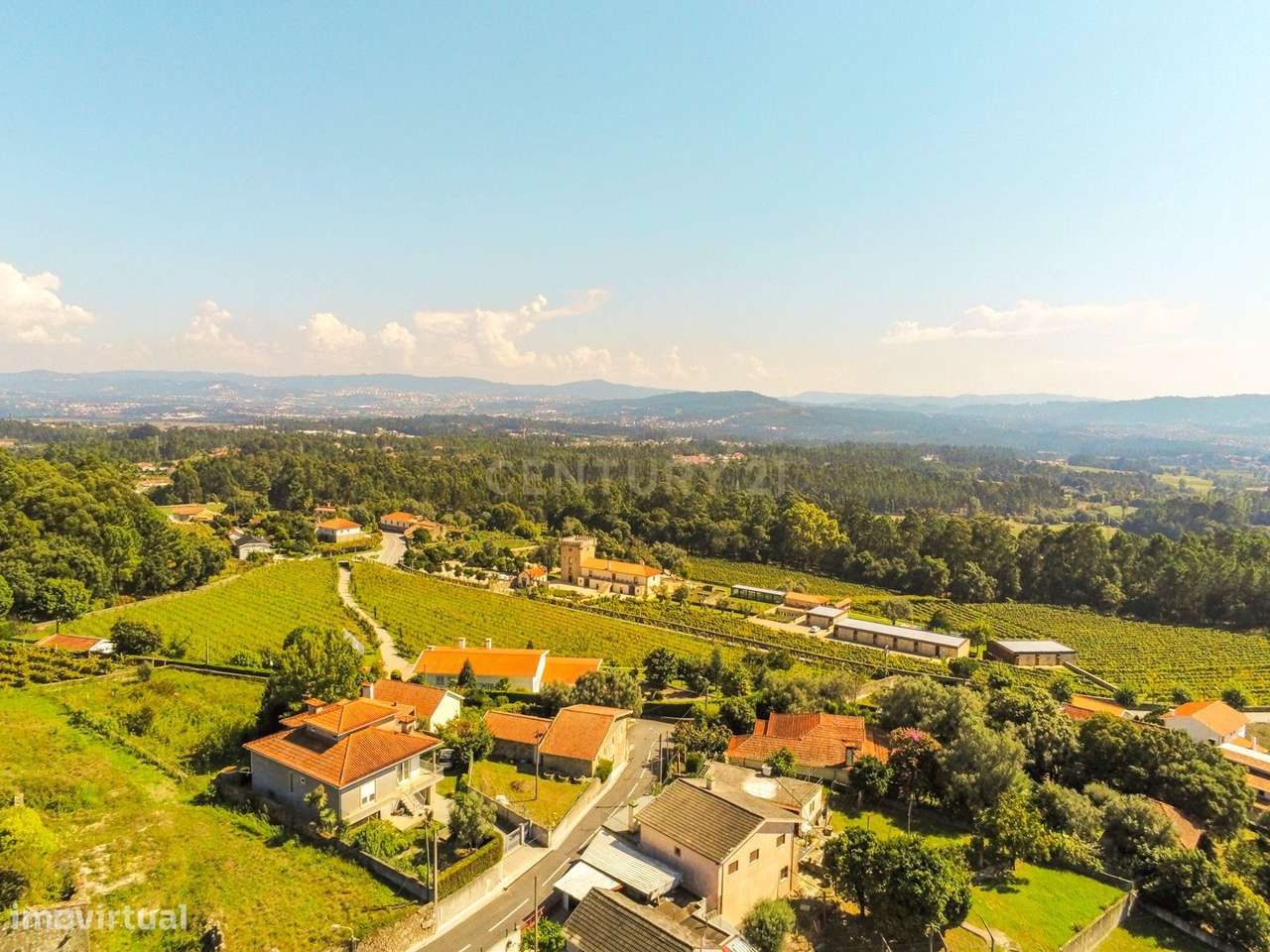Terreno para construção de moradia em Oliveira, Barcelos - Grande imagem: 4/13